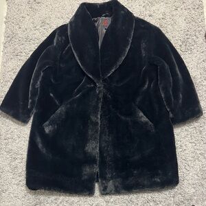 ADRIENNE LANDAU BLACK COLLARED FAUX FUR COAT. 3X